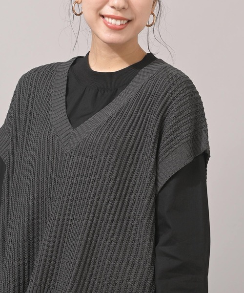 rps（アールピーエス）の「変わり編みＢＩＧベスト（ベスト・レディース・ベージュ/チャコールグレー・M）」の14枚目の写真