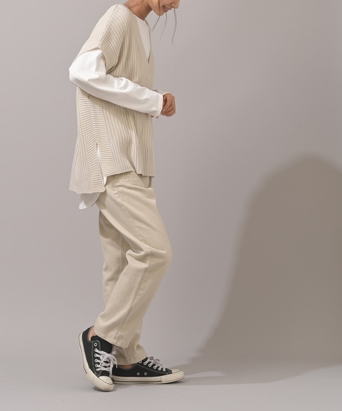 rps（アールピーエス）の「変わり編みＢＩＧベスト（ベスト・レディース・ベージュ/チャコールグレー・M）」の10枚目の写真