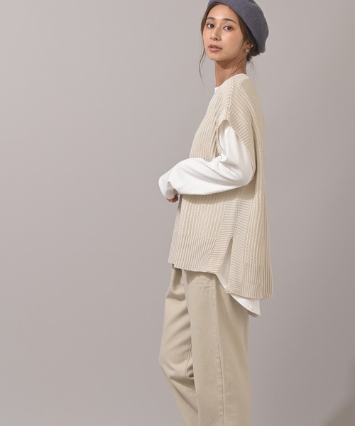 rps（アールピーエス）の「変わり編みＢＩＧベスト（ベスト・レディース・ベージュ/チャコールグレー・M）」の13枚目の写真