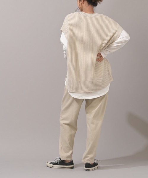 rps（アールピーエス）の「変わり編みＢＩＧベスト（ベスト・レディース・ベージュ/チャコールグレー・M）」の17枚目の写真