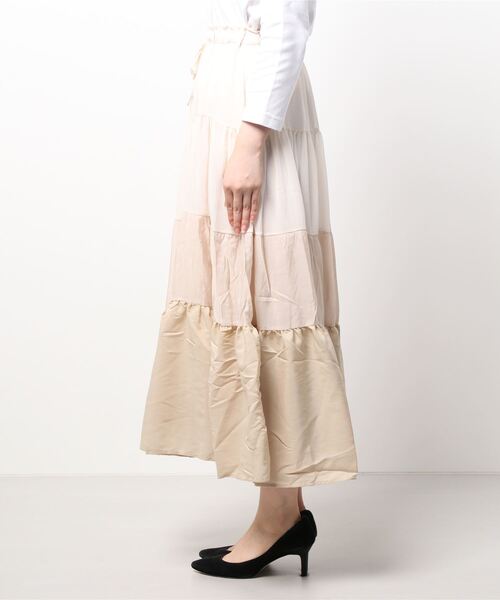 CAMILLE EAU（カミーユオー）の「異素材mixティアードスカート（スカート・レディース・アイボリー/オリーブ・MEDIUM）」の9枚目の写真