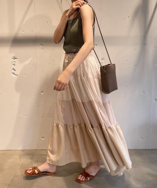 CAMILLE EAU（カミーユオー）の「異素材mixティアードスカート（スカート・レディース・アイボリー/オリーブ・MEDIUM）」の5枚目の写真