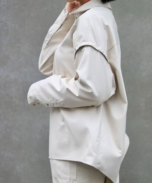 AULA AILA（アウラアイラ）の「【別注】AULA AILA/アウラアイラ/フェイクレザーシャツ（シャツ/ブラウス・レディース・アイボリー・0）」の16枚目の写真