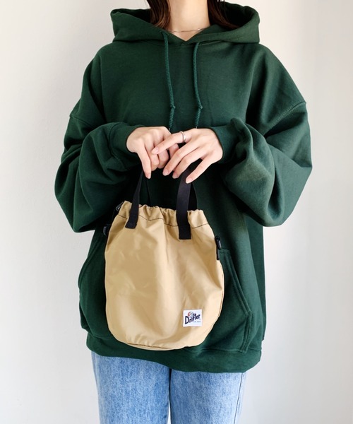 CLEA(クレア)の「Drifter(ドリフター) / DRAWSTRING POUCH(ショルダーバッグ・レディース・ブラック/ベージュ/レオパード/パイソン・FREE)」の11枚目の写真