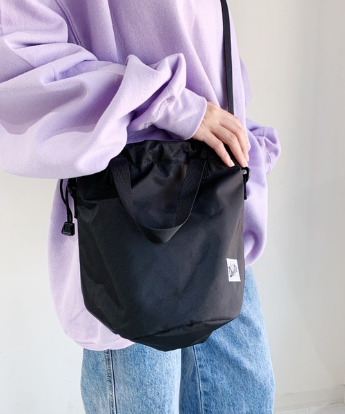 CLEA(クレア)の「Drifter(ドリフター) / DRAWSTRING POUCH(ショルダーバッグ・レディース・ブラック/ベージュ/レオパード/パイソン・FREE)」の22枚目の写真
