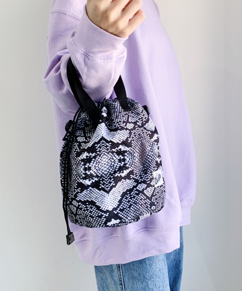 CLEA(クレア)の「Drifter(ドリフター) / DRAWSTRING POUCH(ショルダーバッグ・レディース・ブラック/ベージュ/レオパード/パイソン・FREE)」の21枚目の写真