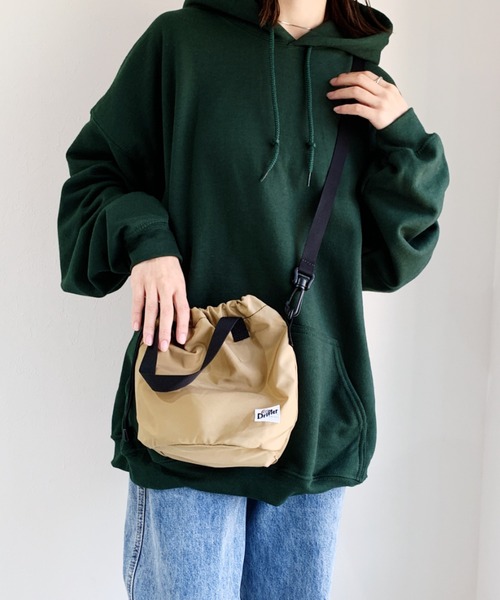 CLEA(クレア)の「Drifter(ドリフター) / DRAWSTRING POUCH(ショルダーバッグ・レディース・ブラック/ベージュ/レオパード/パイソン・FREE)」の18枚目の写真
