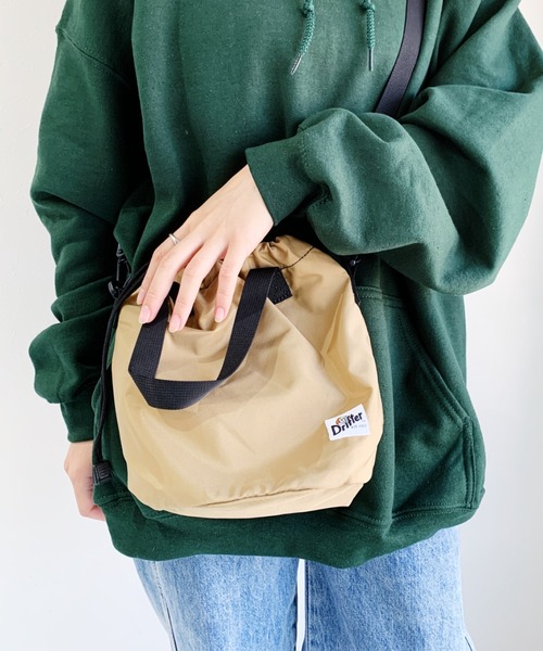 CLEA(クレア)の「Drifter(ドリフター) / DRAWSTRING POUCH(ショルダーバッグ・レディース・ブラック/ベージュ/レオパード/パイソン・FREE)」の17枚目の写真