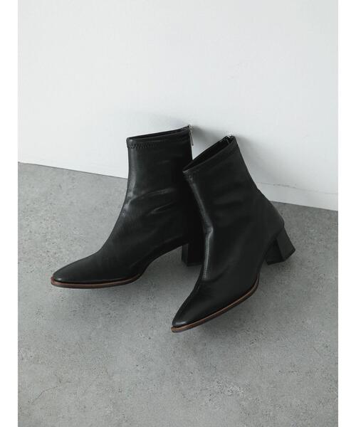 koe(コエ)の「スクエアストレッチブーツ*(ブーツ・レディース・ブラック/アイボリー・S/M/L)」の2枚目の写真