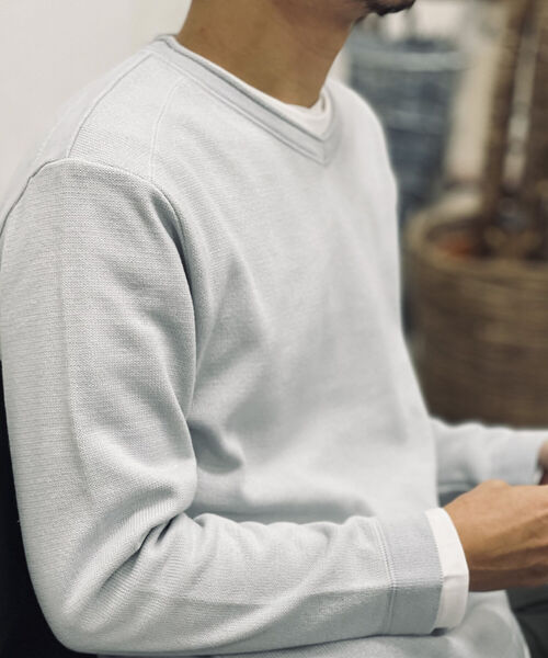 NOLLEY'S goodman(ノーリーズグッドマン)の「レイヤードニット Vネック プルオーバー ※Tシャツ付き(ニット/セーター・メンズ・ネイビー/サーモンピンク/ライトグレー/ブラウン・MEDIUM/LARGE/SMALL)」の17枚目の写真