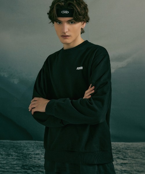 FCMM（エフシーエムエム）の「PORTLAND RUNNERS CLUB SWEATSHIRT/ポートランドランナーズクラブスウェットシャツ