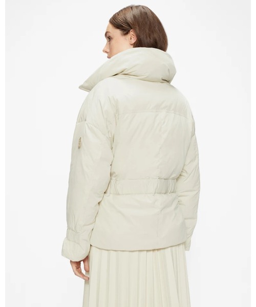 Ted Baker(テッドベーカー)の「ALEXIII ベルト付き パファージャケット(ダウンジャケット/コート・レディース・ホワイト/ブラック・1/2/3/0)」の10枚目の写真