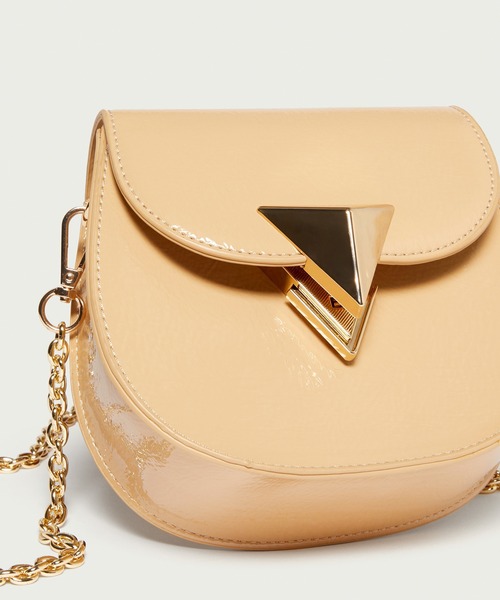 SISLEY（シスレー）の「フェイクレザー光沢仕上げミニショルダーバッグ（ショルダーバッグ・レディース・ブラック/クリーム・FREE）」の9枚目の写真