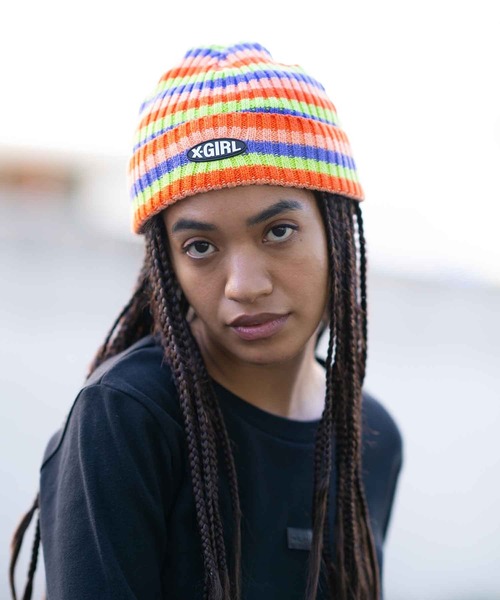 X-girl（エックスガール）の「STRIPED KNIT CAP（ニットキャップ/ビーニー・レディース・マルチ/ブラック/ブルー・ONE SIZE）」の3枚目の写真