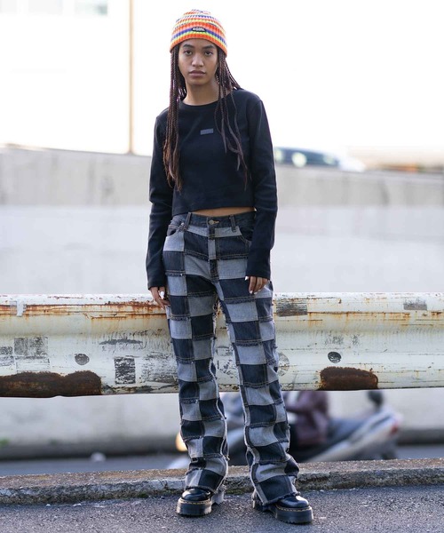 X-girl（エックスガール）の「STRIPED KNIT CAP（ニットキャップ/ビーニー・レディース・マルチ/ブラック/ブルー・ONE SIZE）」の7枚目の写真