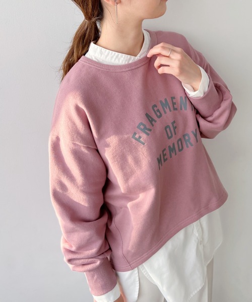 mysty woman（ミスティウーマン）の「アーチカレッジロゴスウェット 267457（スウェット・レディース・オフホワイト/杢グレー/ネイビー/ピンク・FREE）」の4枚目の写真