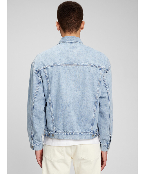 GAP（ギャップ）の「オーバーサイズ アイコンジャケット（デニムジャケット・メンズ・インディゴブルー・S/M/L/XL/XS）」の9枚目の写真