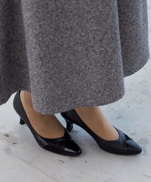 Riz raffinee（リズラフィーネ）の「異素材ポインテッドトゥコンビパンプス（パンプス）」