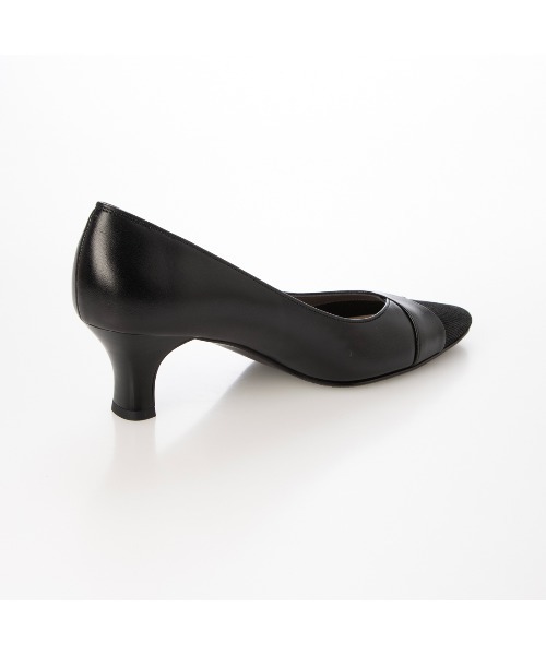 Riz raffinee（リズラフィーネ）の「異素材ポインテッドトゥコンビパンプス（パンプス・レディース・ライトグレー/ブラック/ダークベージュ/ネイビー/ダークブラウン/デザートカモ/ブラック×ブラック・24cm/23.5cm/23cm/24.5cm/22.5cm/22cm）」の19枚目の写真