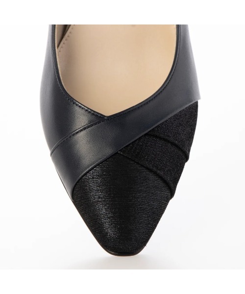 Riz raffinee（リズラフィーネ）の「異素材ポインテッドトゥコンビパンプス（パンプス・レディース・ライトグレー/ブラック/ダークベージュ/ネイビー/ダークブラウン/デザートカモ/ブラック×ブラック・24cm/23.5cm/23cm/24.5cm/22.5cm/22cm）」の22枚目の写真