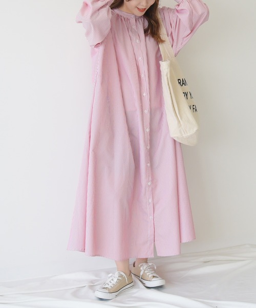 sango(sango)の「先染めストライプギャザーワンピース(ワンピース・レディース・ライトブルー/ネイビー/レッド・FREE)」の3枚目の写真