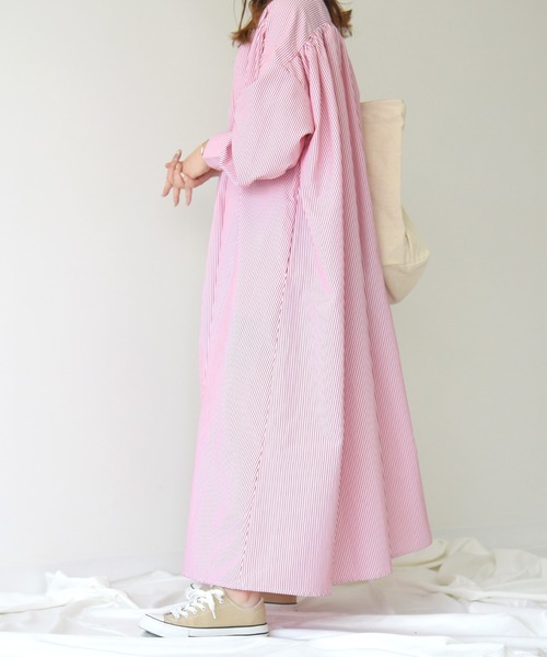 sango(sango)の「先染めストライプギャザーワンピース(ワンピース・レディース・ライトブルー/ネイビー/レッド・FREE)」の20枚目の写真