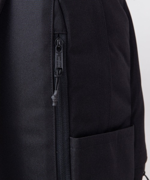 UNIVERSAL OVERALL（ユニバーサルオーバーオール）の「【UNIVERSAL OVERALL／ユニバーサルオーバーオール】11ポケットバックパック　VVUVO-003（バックパック/リュック・メンズ・ブラック/カーキ・FREE）」の11枚目の写真