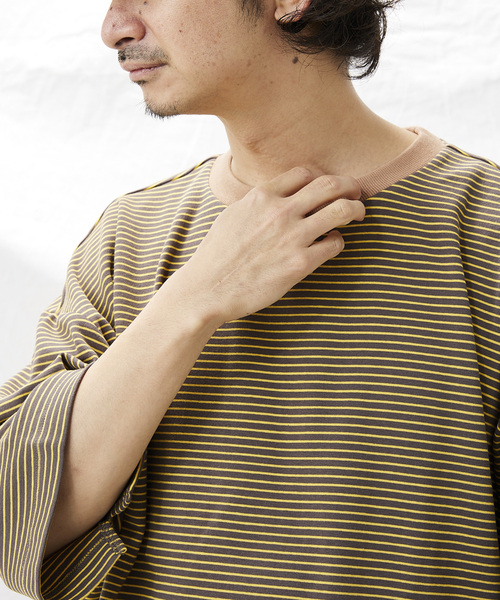 JOURNAL STANDARD relume（ジャーナルスタンダード　レリューム）の「オーバーサイズ ボーダーTシャツ（Tシャツ/カットソー・メンズ・ブラウン/グレー/レッド/ピンク/グリーン/グリーン系その他・MEDIUM/LARGE）」の11枚目の写真