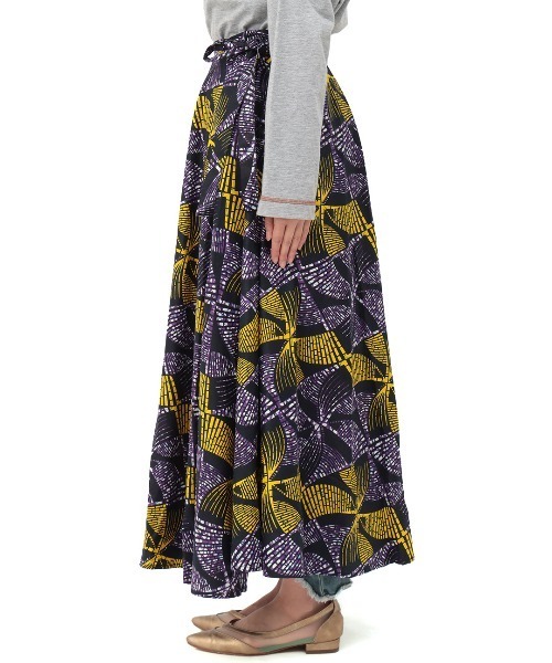 チチカカ（チチカカ）の「Shanti Shanti アフリカンプリントラップスカート【WEB限定】（スカート・レディース・ターコイズブルー/レッド/パープル・FREE）」の12枚目の写真