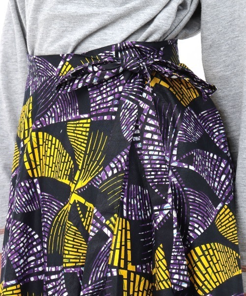 チチカカ（チチカカ）の「Shanti Shanti アフリカンプリントラップスカート【WEB限定】（スカート・レディース・ターコイズブルー/レッド/パープル・FREE）」の15枚目の写真