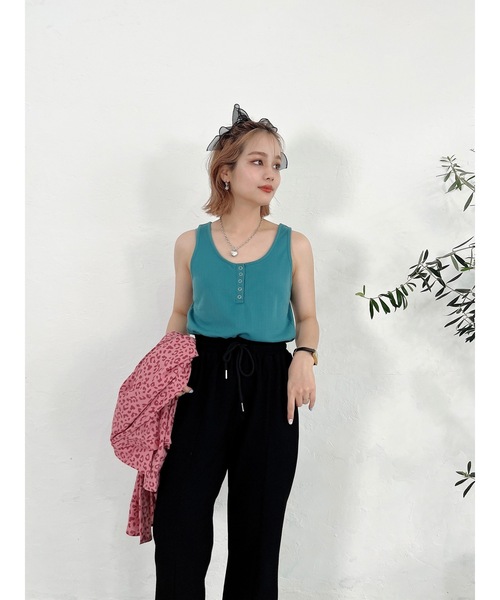 jumelle（ジュメロ）の「ランダムリブ前後２ｗａｙタンク（タンクトップ・レディース・グリーン/サーモンピンク・FREE）」の8枚目の写真