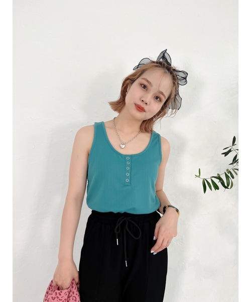 jumelle（ジュメロ）の「ランダムリブ前後２ｗａｙタンク（タンクトップ・レディース・グリーン/サーモンピンク・FREE）」の6枚目の写真