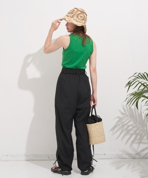 MERLOT（メルロー）の「サイドリボンナイロンパンツ（その他パンツ・レディース・ホワイト/ブラック/ピンク・FREE）」の22枚目の写真