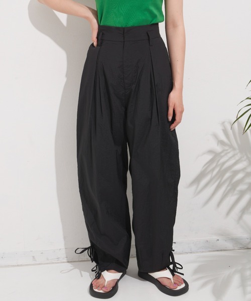 MERLOT（メルロー）の「サイドリボンナイロンパンツ（その他パンツ・レディース・ホワイト/ブラック/ピンク・FREE）」の5枚目の写真