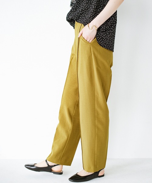 haco!（ハコ）の「お手入れも着心地も楽ちんが1番！部屋着感覚で着られてきれい見せが叶う　お仕事にも便利な撥水加工のストレートパンツ（その他パンツ・レディース・マスタード/ダークネイビー・SMALL/MEDIUM/LARGE/X-LARGE）」の3枚目の写真