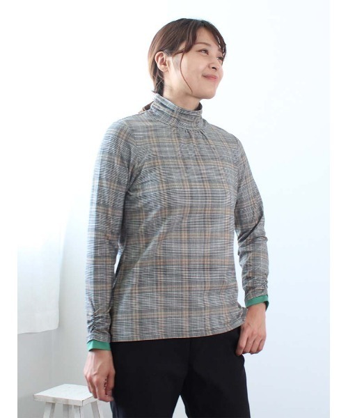 MB mint breeze(エムビーミントブリーズ)の「【M~5L 大きいサイズ】発熱・抗菌 タートルネック カットソー 柄(Tシャツ/カットソー・レディース・チャコールグレー/クリーム/ネイビー/グレー/ライトグレー/ベージュ・3L/LL/L/5L/4L/M)」の12枚目の写真