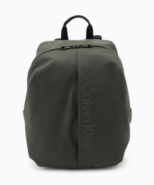 Calvin Klein(カルバン・クライン)の「ラバークリップサイド バックパック(バックパック/リュック・メンズ・オリーブ/ブラック・FREE)」の4枚目の写真