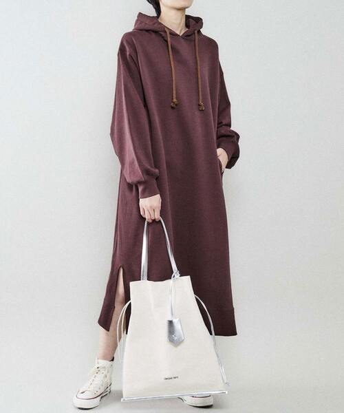 CONVERSE TOKYO（コンバーストウキョウ）の「キャンバスギャザートート（トートバッグ・レディース・ブラック/ベージュ/シルバー・FREE）」の11枚目の写真