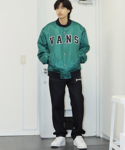 VANS(バンズ)の「VANS/ヴァンズ M Padded Award JKT ビックシルエットスタジャン ロゴワッペン(スタジャン・メンズ・グリーン/ブラック/ネイビー・L/M/XL)」の20枚目の写真