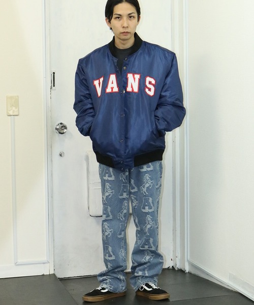 VANS(バンズ)の「VANS/ヴァンズ M Padded Award JKT ビックシルエットスタジャン ロゴワッペン(スタジャン・メンズ・グリーン/ブラック/ネイビー・L/M/XL)」の21枚目の写真