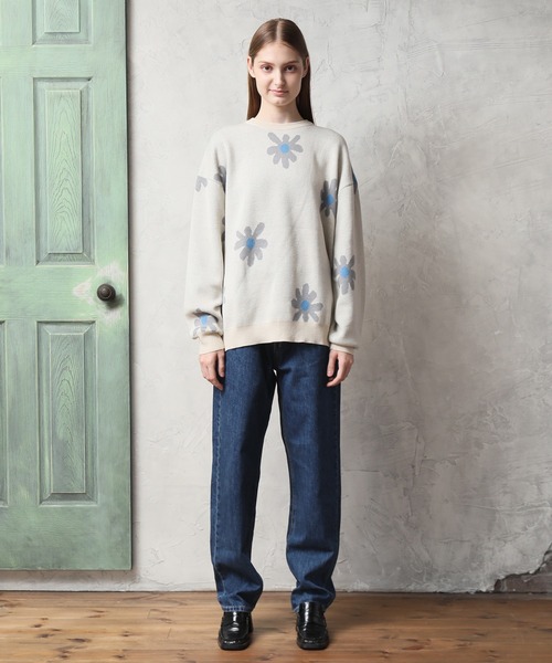 Art re A select（アトリエセレクト）の「DAISYFLOWER OVERSIZED KNIT/7Gボリュームニット デイジー柄 ダブルジャガード オーバーサイズ　クルーセーター（ニット/セーター・メンズ・チャコールグレー/ネイビー/ライトグレー/アイボリー・L/M）」の8枚目の写真