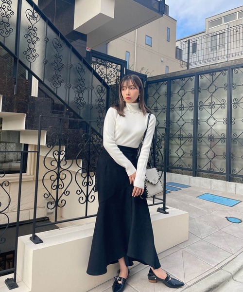 ANDGEEBEE（アンジービー）の「パール付きタートルニット（ニット/セーター・レディース・ブラック/ホワイト・MEDIUM）」の15枚目の写真