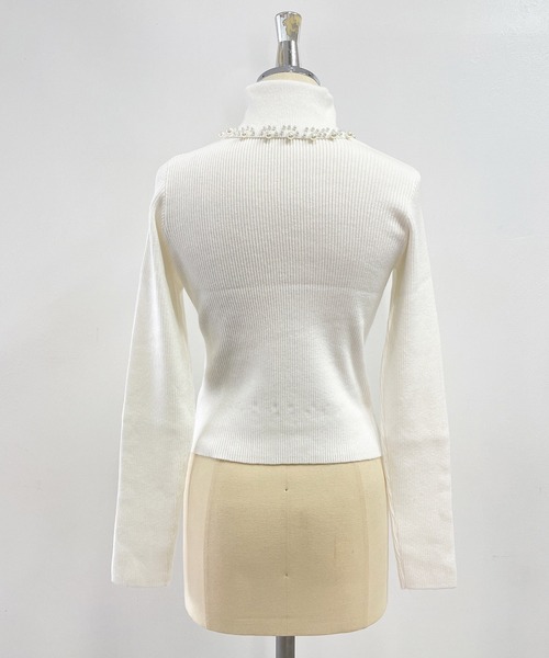 ANDGEEBEE（アンジービー）の「パール付きタートルニット（ニット/セーター・レディース・ブラック/ホワイト・MEDIUM）」の20枚目の写真