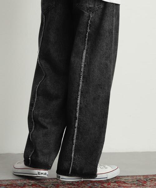 SENSE OF PLACE by URBAN RESEARCH（センスオブプレイスバイアーバンリサーチ）の「デニムフリンジパネルワイドパンツ（デニムパンツ・メンズ・ブラック/ライトインディゴブルー・MEDIUM/LARGE）」の4枚目の写真