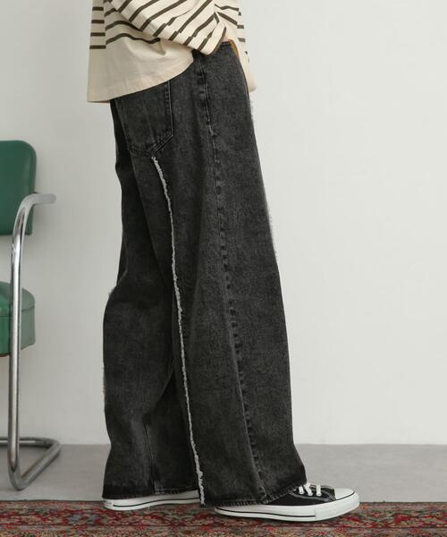 SENSE OF PLACE by URBAN RESEARCH（センスオブプレイスバイアーバンリサーチ）の「デニムフリンジパネルワイドパンツ（デニムパンツ・メンズ・ブラック/ライトインディゴブルー・MEDIUM/LARGE）」の12枚目の写真