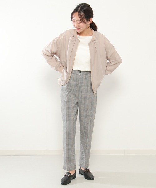 ikka（イッカ）の「シアMA-1（MA-1・レディース・ベージュ/チャコールグレー・M/L）」の12枚目の写真