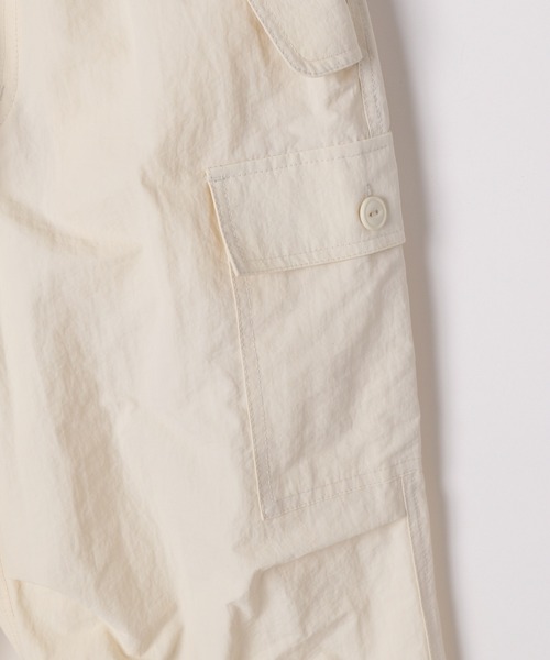 LOWRYS FARM(ローリーズファーム)の「パラシュートパンツ 185760(カーゴパンツ・キッズ・ネイビー/カーキ/オフホワイト・110cm/120cm/150cm/130cm/140cm)」の12枚目の写真