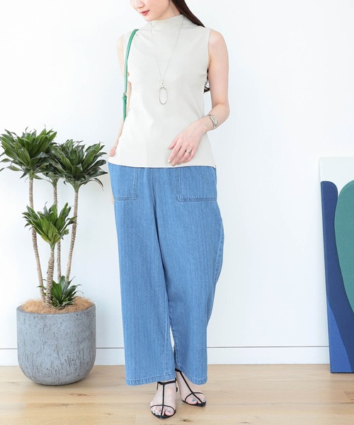 BEAMS HEART(ビームスハート)の「BEAMS HEART / ノースリーブ ハイネック プルオーバー(Tシャツ/カットソー・レディース・ブラック/ライトオリーブ/モカ/グレー系その他/パープル系その他3/ダークグリーン・FREE)」の10枚目の写真
