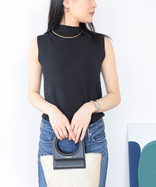 BEAMS HEART(ビームスハート)の「BEAMS HEART / ノースリーブ ハイネック プルオーバー(Tシャツ/カットソー・レディース・ブラック/ライトオリーブ/モカ/グレー系その他/パープル系その他3/ダークグリーン・FREE)」の21枚目の写真