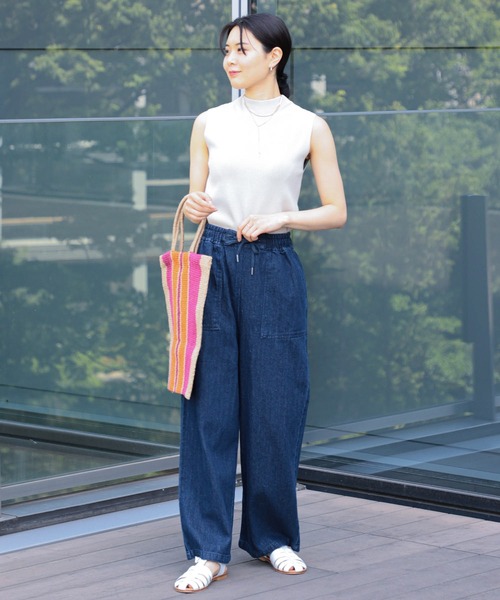 BEAMS HEART(ビームスハート)の「BEAMS HEART / ノースリーブ ハイネック プルオーバー(Tシャツ/カットソー・レディース・ブラック/ライトオリーブ/モカ/グレー系その他/パープル系その他3/ダークグリーン・FREE)」の18枚目の写真
